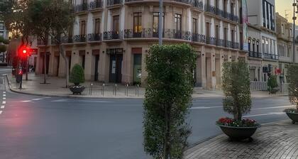 Apartment 'Magnifico Apto Pleno Centro Almeria' with Balcony, Wi-Fi and Air Conditioning