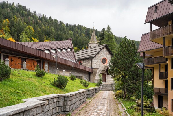 Exterior - Apartment 'Campiglio Des Alpes' with Shared Garden and Balcony (pinzolo)