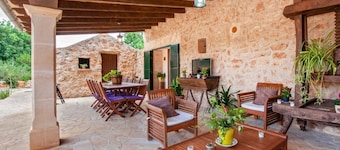 Country House 'Son Dalabau' with Private Pool, Wi-Fi and Air Conditioning