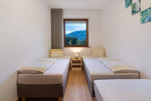 2 bedrooms, free WiFi, bed sheets