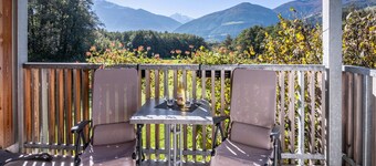 Appartamento 'Hausergut Bonita 4' con vista sulle montagne, giardino in comune e Wi-Fi