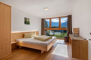 2 chambres, accĂšs au Wi-Fi (inclus), literie fournie