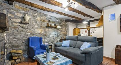 Apartment 'Remolín' with Mountain View and Wi-Fi