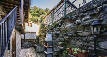 Apartment 'El Cueto' with Mountain View, Private Terrace and Wi-Fi