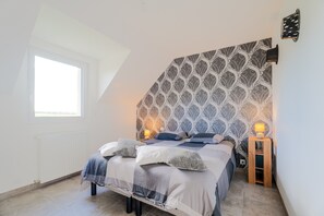 2 habitaciones, tabla de planchar con plancha y wifi gratis 