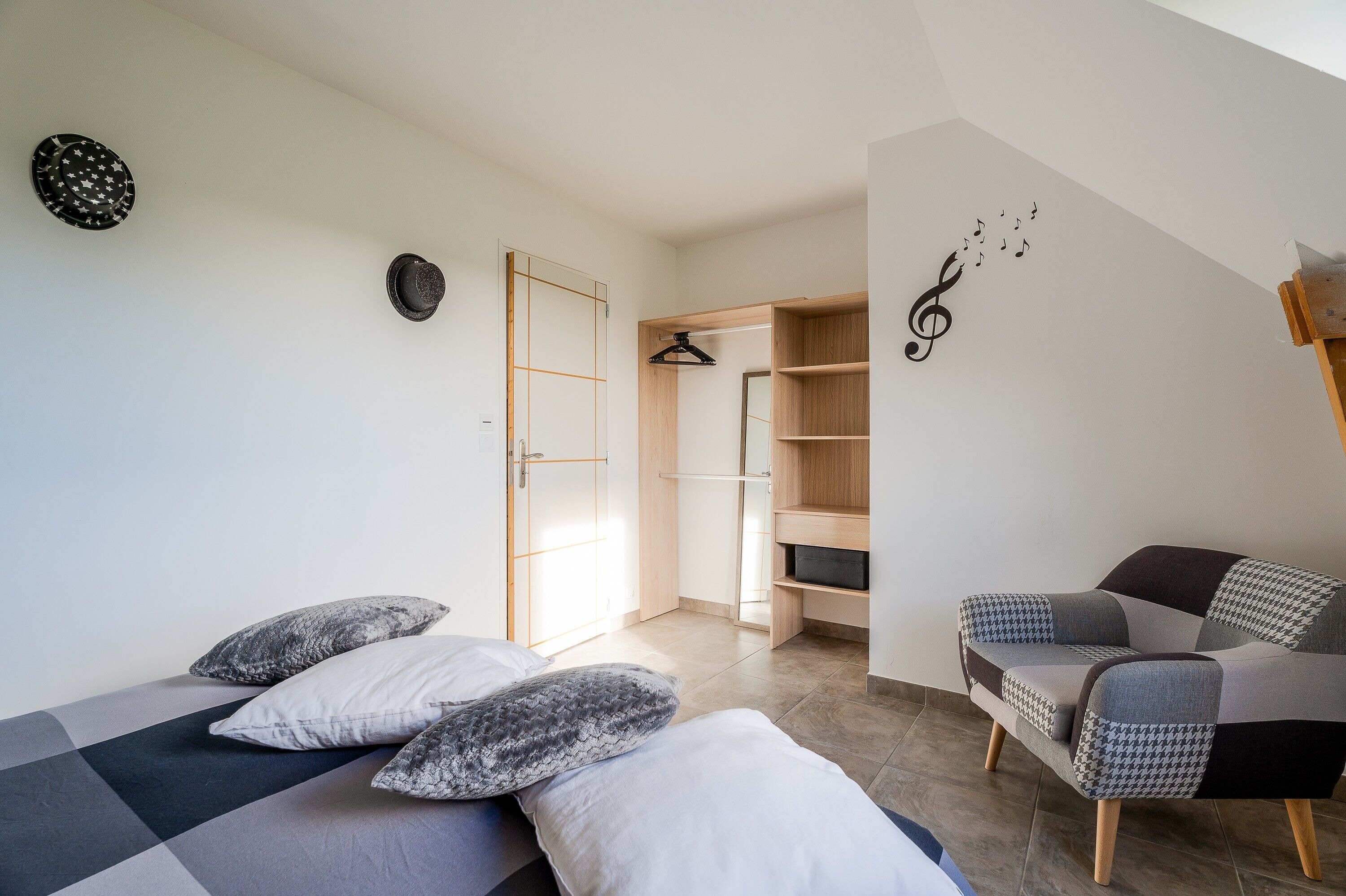 2 sovrum, strykjärn/strykbräda, gratis wi-fi och sängkläder