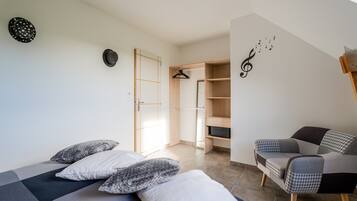 2 chambres, fer et planche Ă repasser, Wi-Fi gratuit, draps fournis