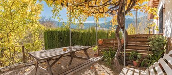 Apartment 'Casa Rocío' with Mountain View, Wi-Fi and Air Conditioning