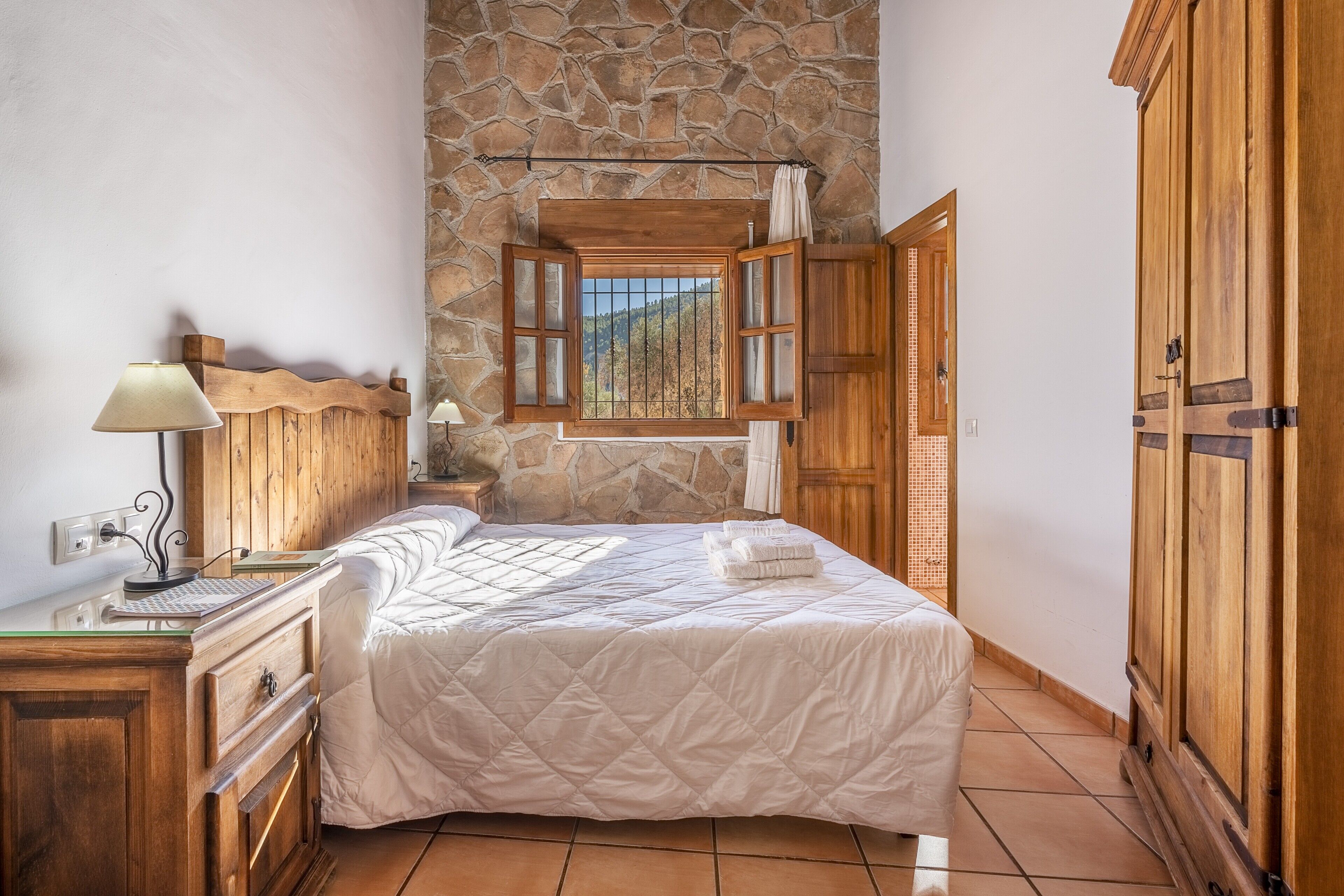 2 chambres, Wi-Fi gratuit, draps fournis