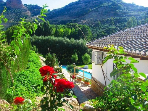 Country House 'La Era Vivienda Turística' with Mountain View, Wi-Fi and Air Conditioning