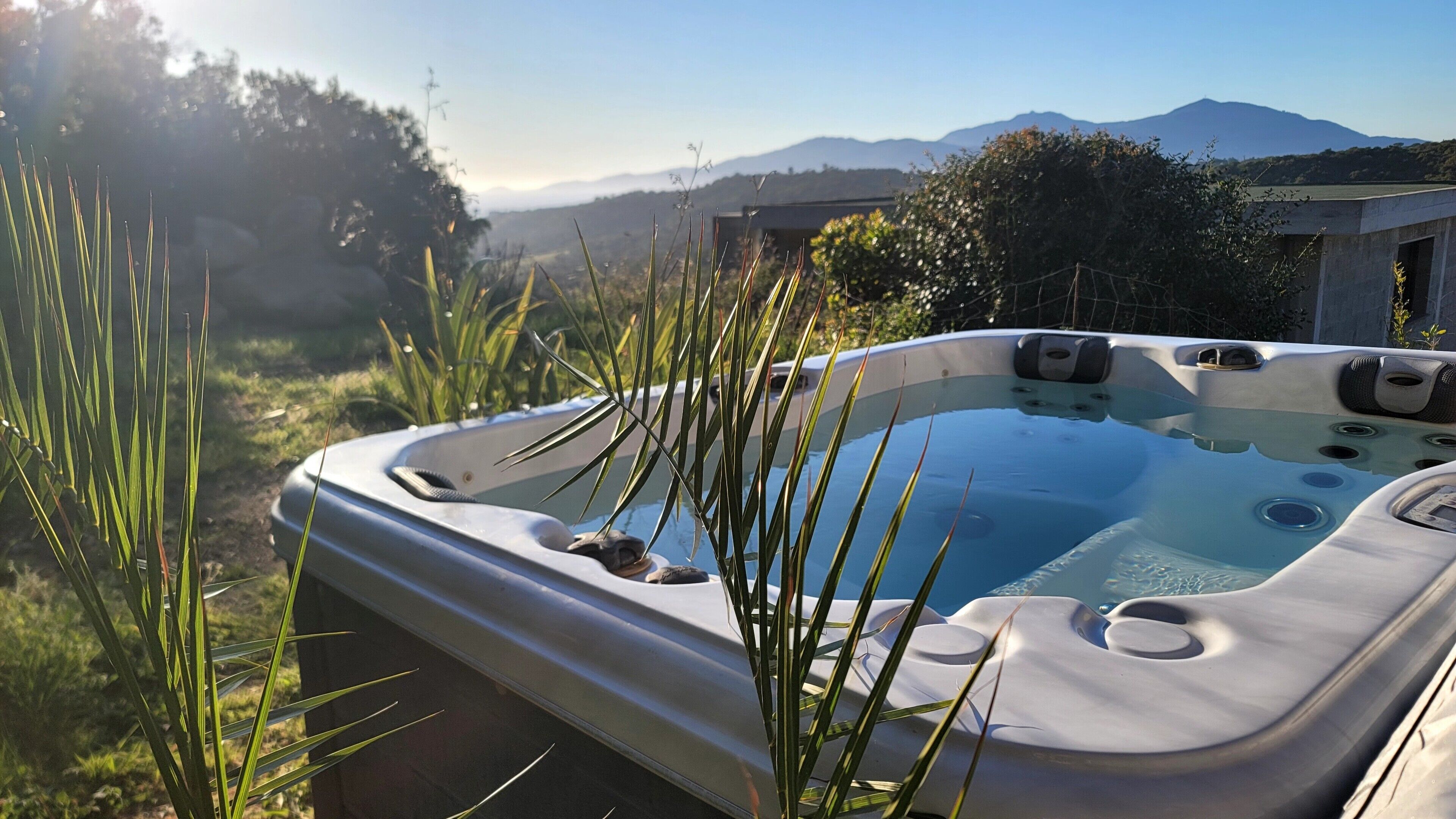Bain à remous extérieur
