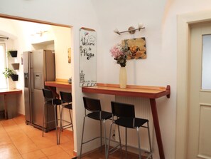 Dining - TR-3 profil v priprave (Hlavní mesto Praha)