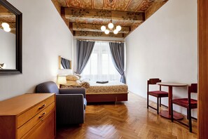3 bedrooms, iron/ironing board, WiFi, bed sheets - TR-3 profil v priprave (Hlavní mesto Praha)
