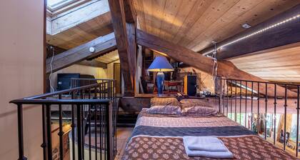 Chalet "Le Genepi" avec vue sur les montagnes, terrasse privée et Wi-Fi