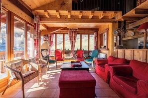 Tv, pejs, stereoanlæg