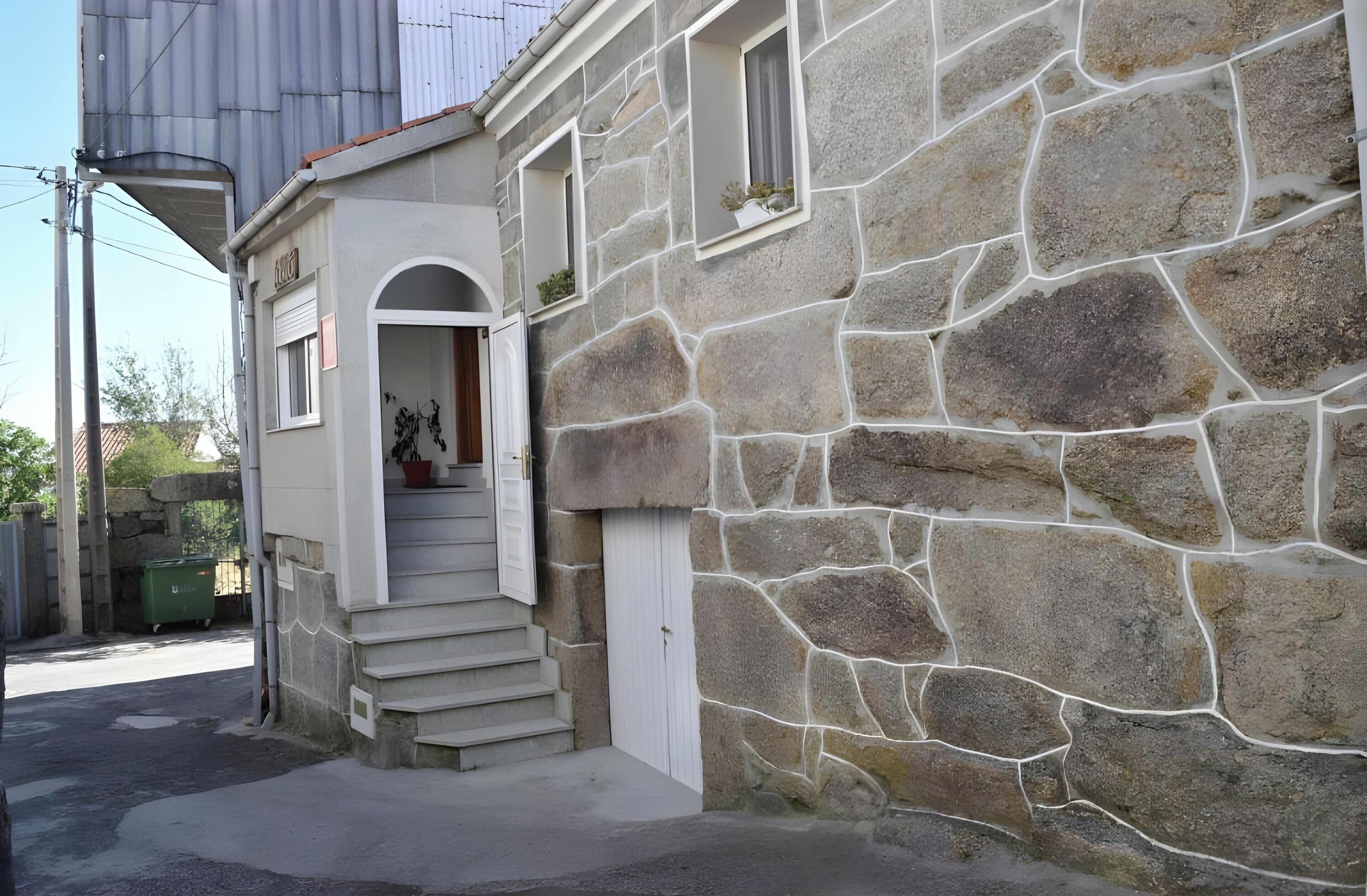 تفاصيل الفندق من الخارج