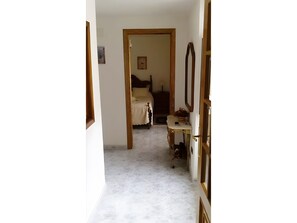 2 bedrooms, iron/ironing board, free WiFi, bed sheets - Country House 'Chuca' with Lake View and Wi-Fi (Requias)