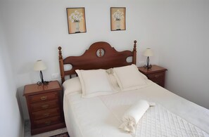 2 camere, ferro/asse da stiro, Wi-Fi gratuito, lenzuola