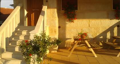 Apartment 'Casa Requias 1' with Lake View, Shared Garden and Wi-Fi