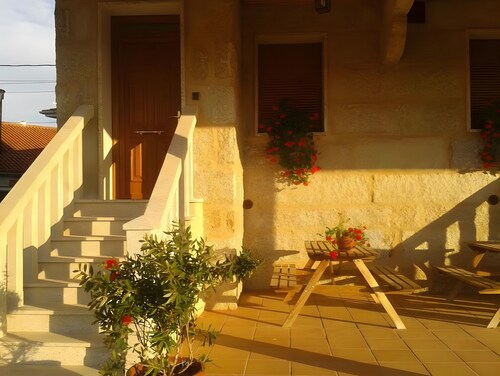 Apartment 'Casa Requias 2' with Lake View, Shared Garden and Wi-Fi