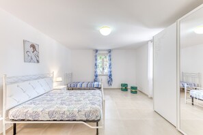 2 Schlafzimmer, Bettwäsche