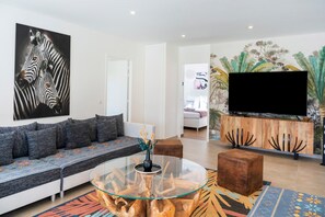 TV, ping pong, stereo - Villa 'Zeruko Izarra, Grand Standing' with Mountain View, Wi-Fi and Air Conditioning (Sare)