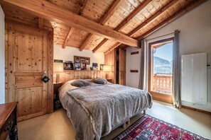 6 chambres, fer et planche à repasser, Wi-Fi gratuit, draps fournis