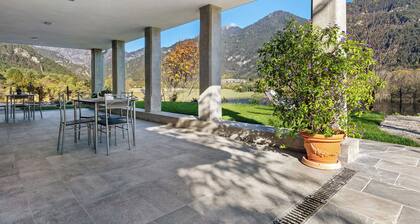Ferienhaus 'Appartamento Indaco' mit Bergblick, privater Terrasse und Wi-Fi