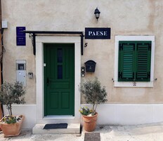 In-room safe, blackout curtains, iron/ironing board, free WiFi