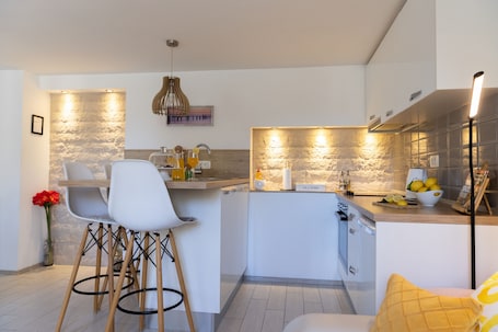Rooms and apartments Paese