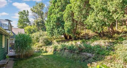 Highland Park Oasis: 2BR Home w/ Yoga & Meditation Hut