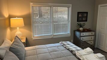 2 bedrooms, WiFi, bed sheets