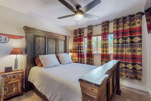 3 bedrooms, iron/ironing board, WiFi, bed sheets