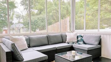 Smart TV, fireplace, foosball, table tennis