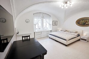 1 bedroom, iron/ironing board, WiFi, bed sheets