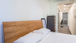 2 bedrooms, desk, free WiFi, bed sheets - Stones Corner Vista Stay (Stones Corner)