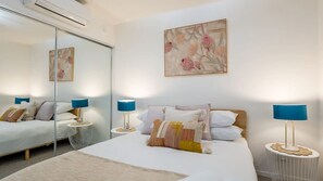 1 bedroom, free WiFi, bed sheets