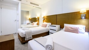 2 bedrooms, desk, free WiFi, bed sheets