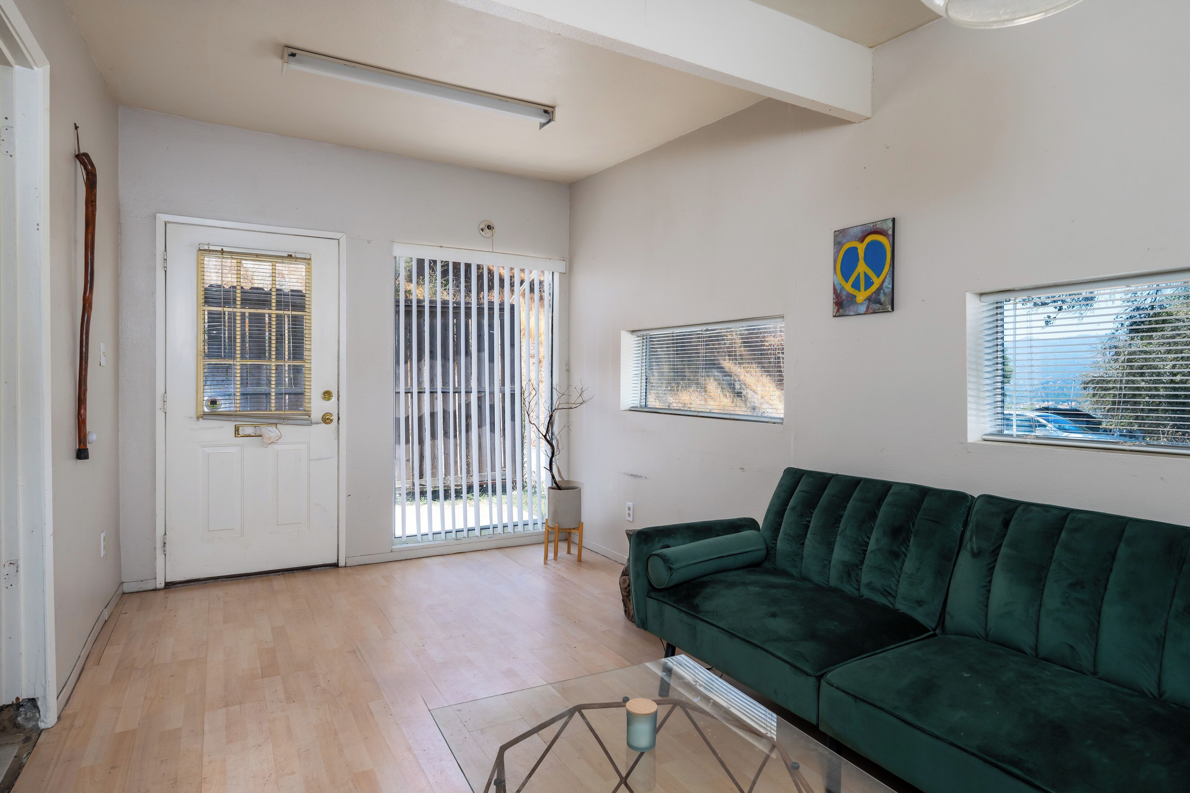 Apartemen, 1 Tempat Tidur Queen dengan tempat tidur Sofa, pemandangan gunung (Sleepy Sasquatch 2) | Area keluarga | TV