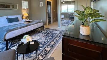 3 bedrooms, iron/ironing board, travel cot, WiFi