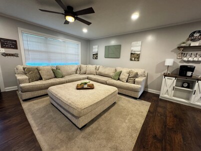 3-bedroom w/pool and all the comforts of home in Muscle Shoals-recording capital