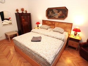 1 bedroom, iron/ironing board, WiFi, bed sheets