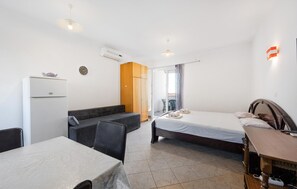 1 habitación, wifi gratis y ropa de cama 