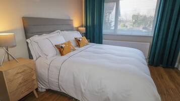 3 bedrooms, Internet