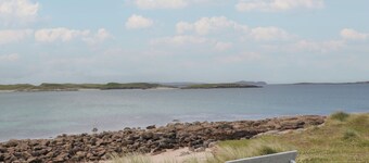 NELLY'S CHALET, pet friendly in Gortahork, County Donegal