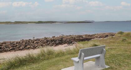 NELLY'S CHALET, pet friendly in Gortahork, County Donegal