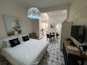 1 bedroom, iron/ironing board, free WiFi, bed sheets