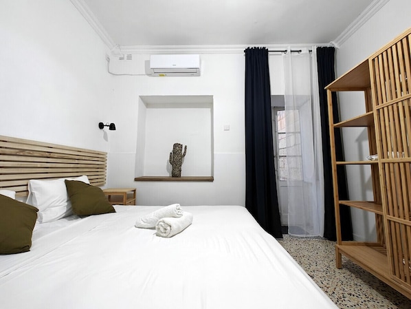 1 makuuhuone, työpöytä, silitysrauta/-lauta, ilmainen Wi-Fi