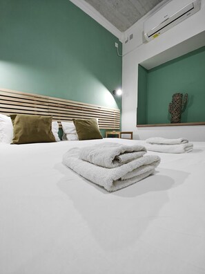 1 Schlafzimmer, Schreibtisch, Bügeleisen/Bügelbrett, kostenloses WLAN