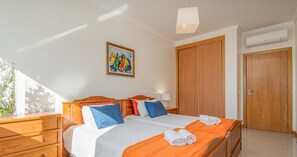 2 Schlafzimmer, Bügeleisen/Bügelbrett, kostenloses WLAN, Bettwäsche